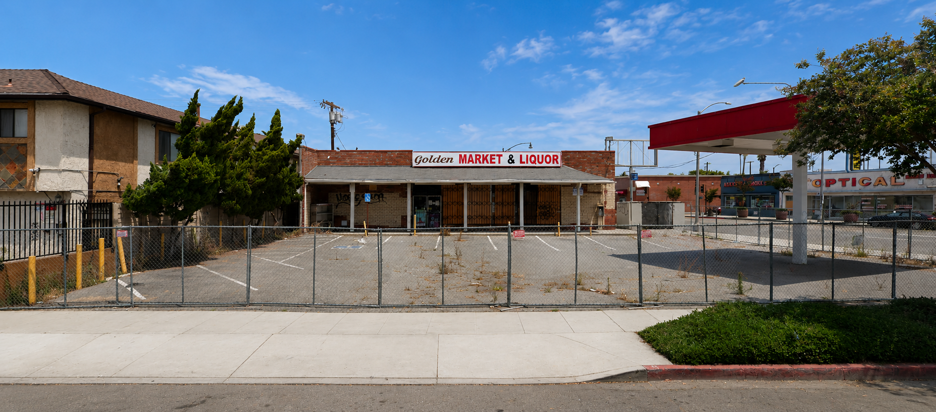 Existing commercial building on Long Beach Blvd prior to tenant improvement